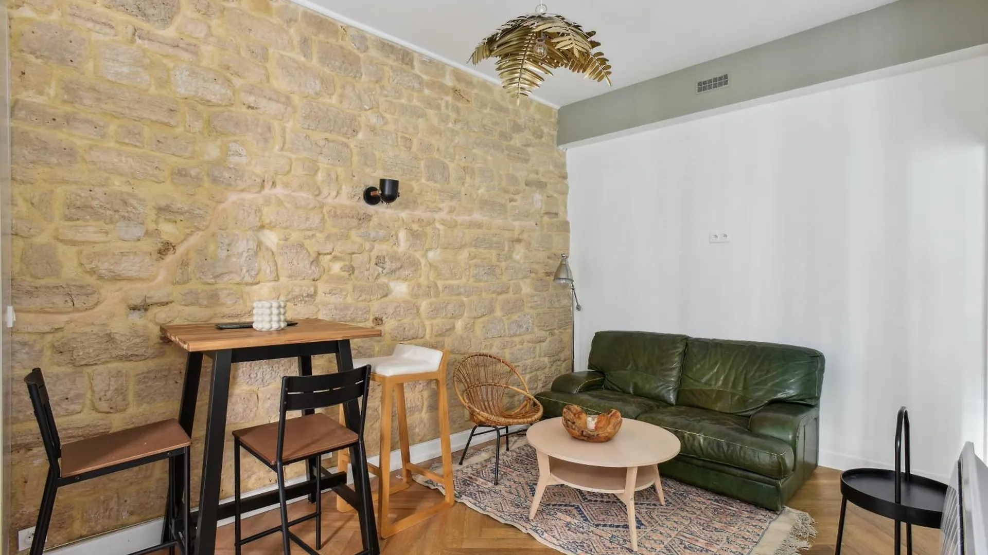 Beau 3 Pieces Rue Poissonniere